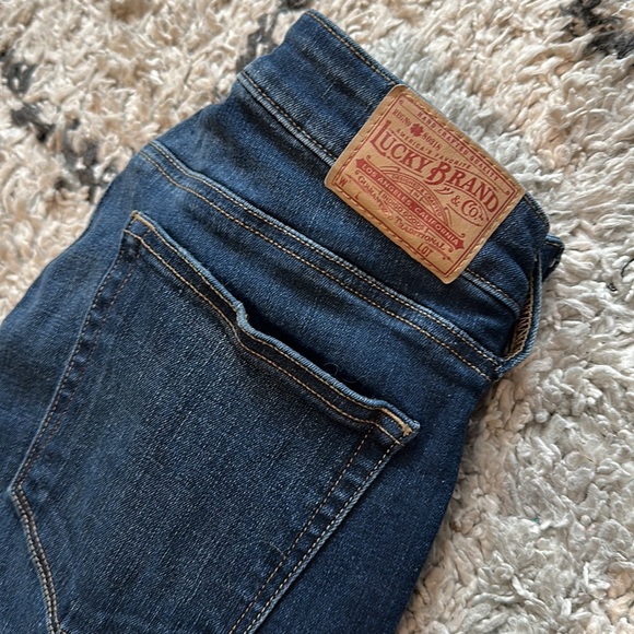 Lucky brand skinny jeans - Picture 4 of 4